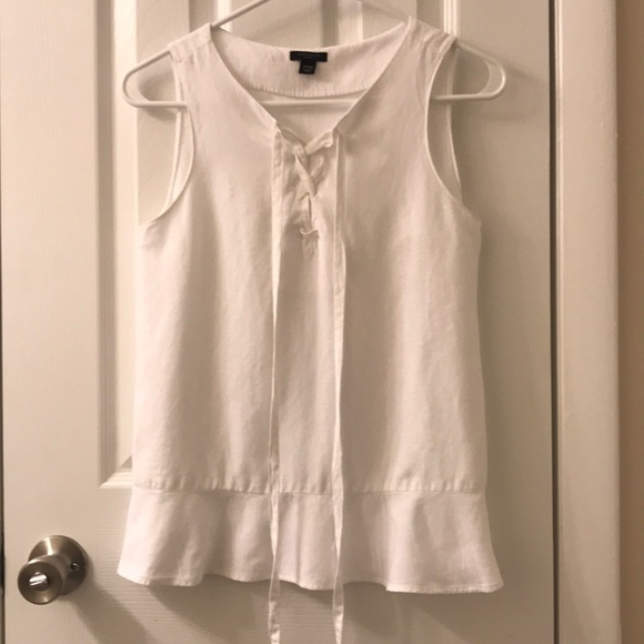 Ann Taylor Tops - 5/$25 Ann Taylor Petite Linen top white XXS